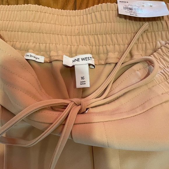 Nine West Slim Straight Taper Pant- Size 16 - Picture 6 of 10
